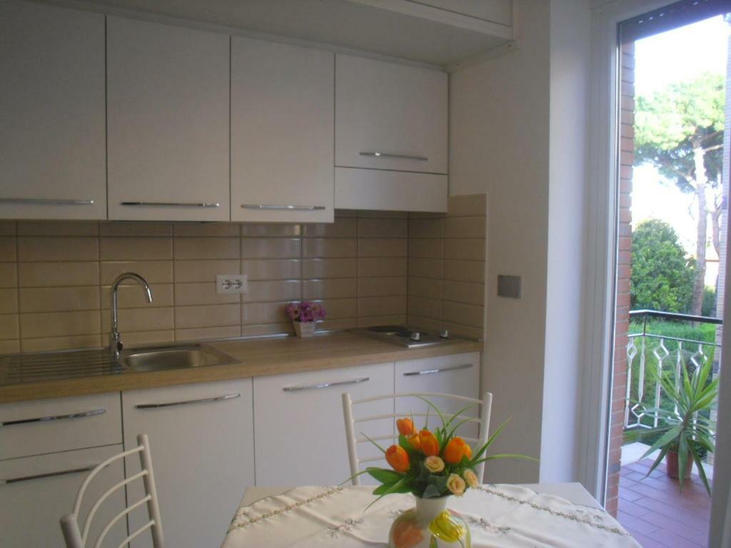 Lovely Little Apartment In Via Aurelia Рим Екстериор снимка