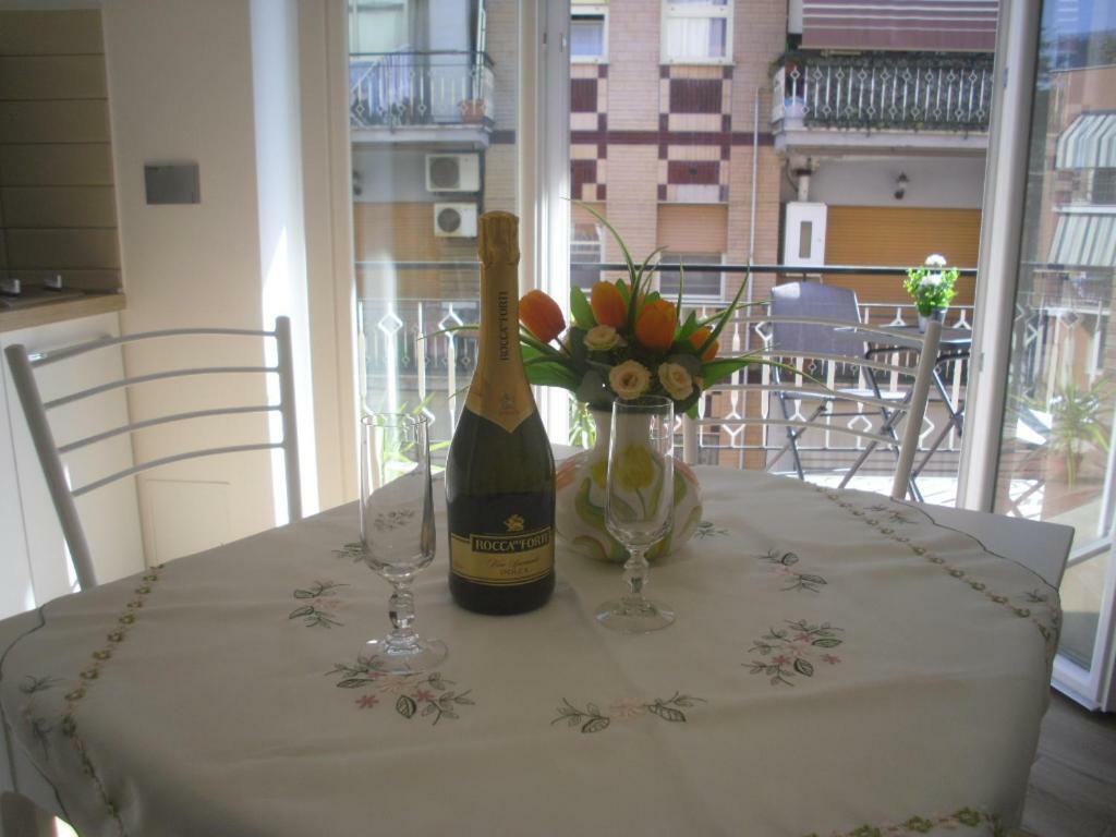 Lovely Little Apartment In Via Aurelia Рим Екстериор снимка